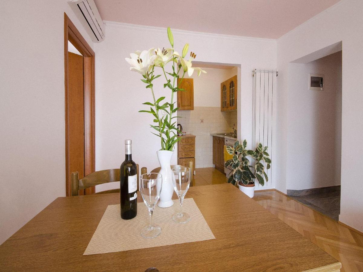 Apartments Patricija روفينج المظهر الخارجي الصورة